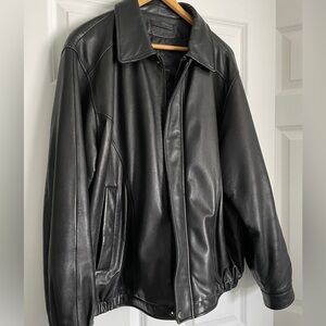 LIKE NEW! Lambskin leather jacket FREE SHIPPING!